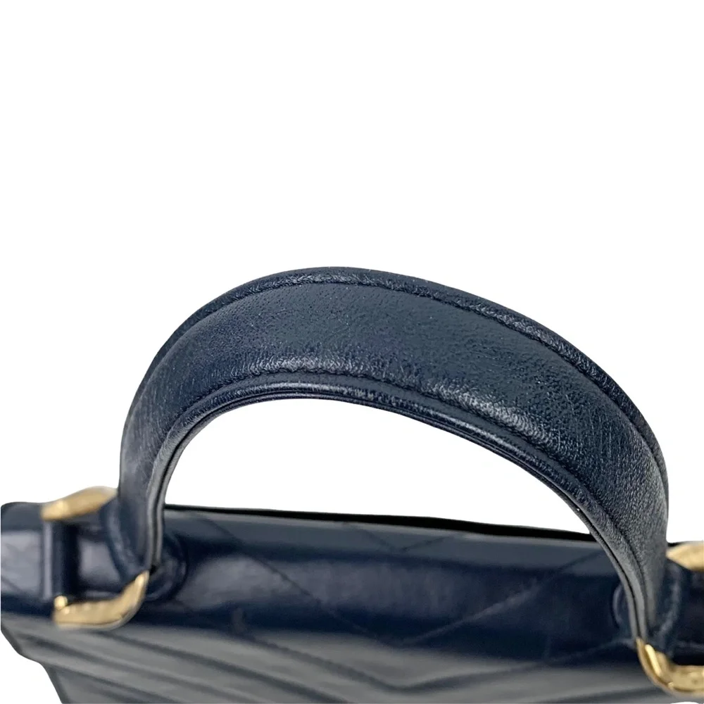 YSL Vintage Y Quilted Leather Handbag - Picture 8 of 12